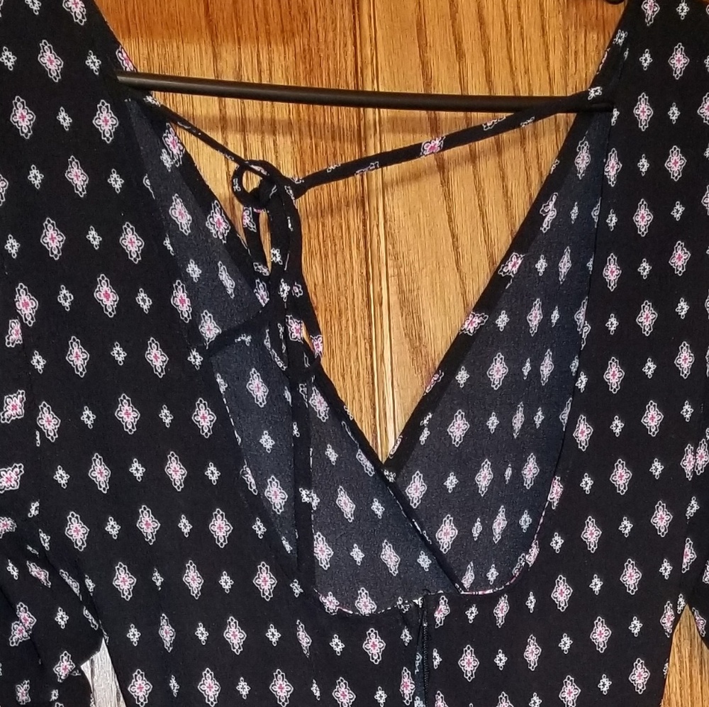 Women's Romper - Picture 7 of 8